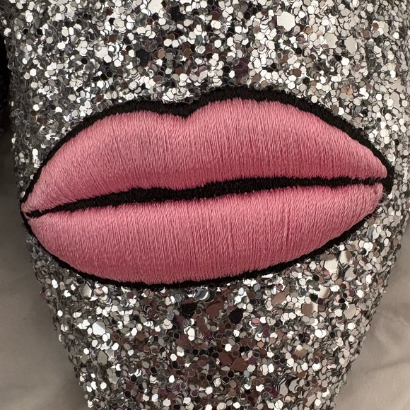 Chiara Ferragni Glitter Loafers with Eye and Lip Design - Picture 7 of 9